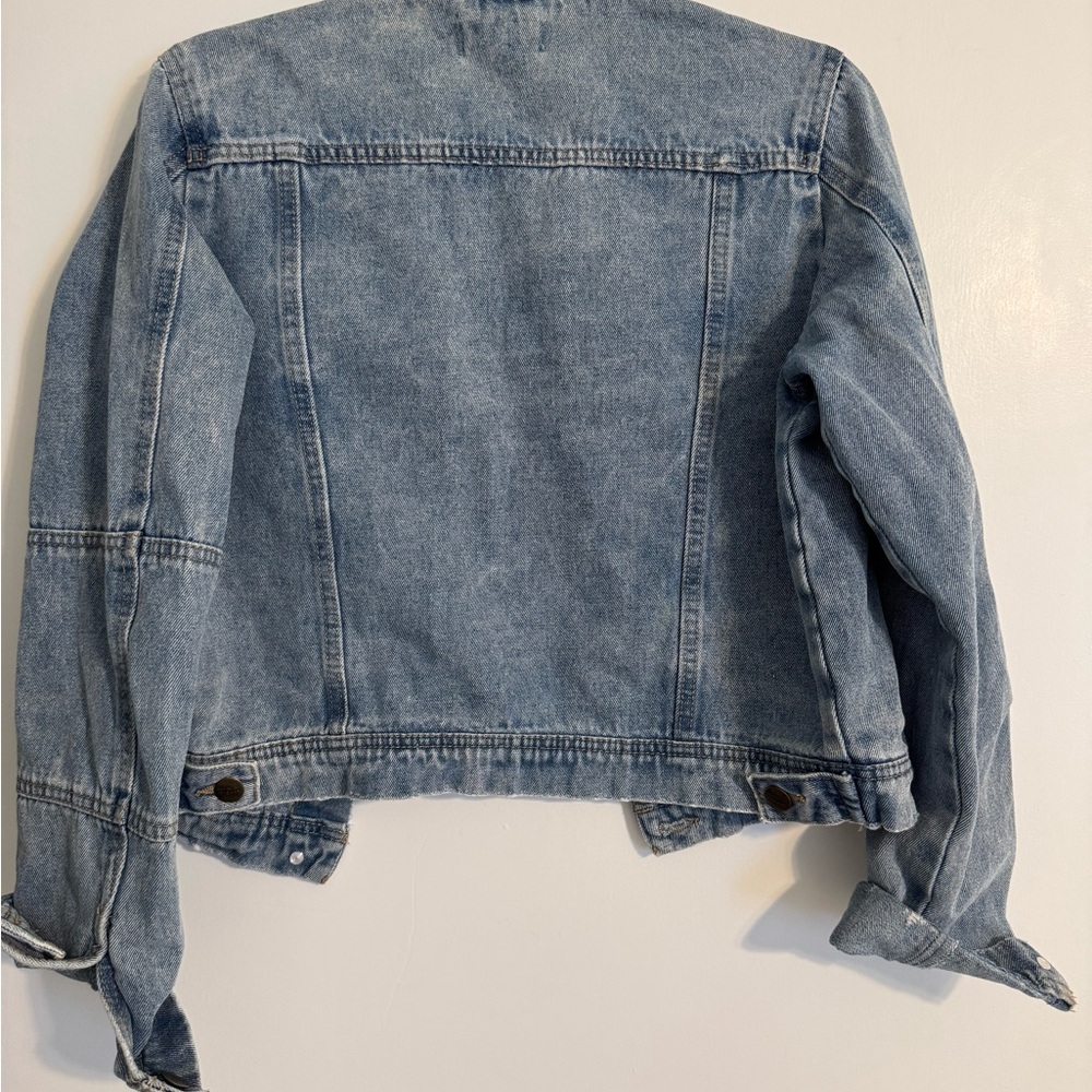 Cropped Denim Jacket - Picture 3 of 3